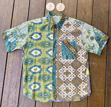 Vintage Batik Adults Button Up Shirts - Large
